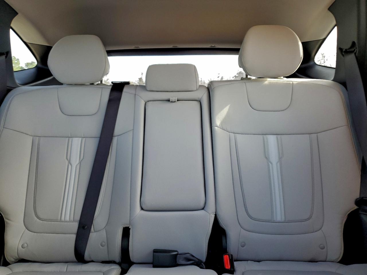 2025 HYUNDAI TUCSON SEL photo 10