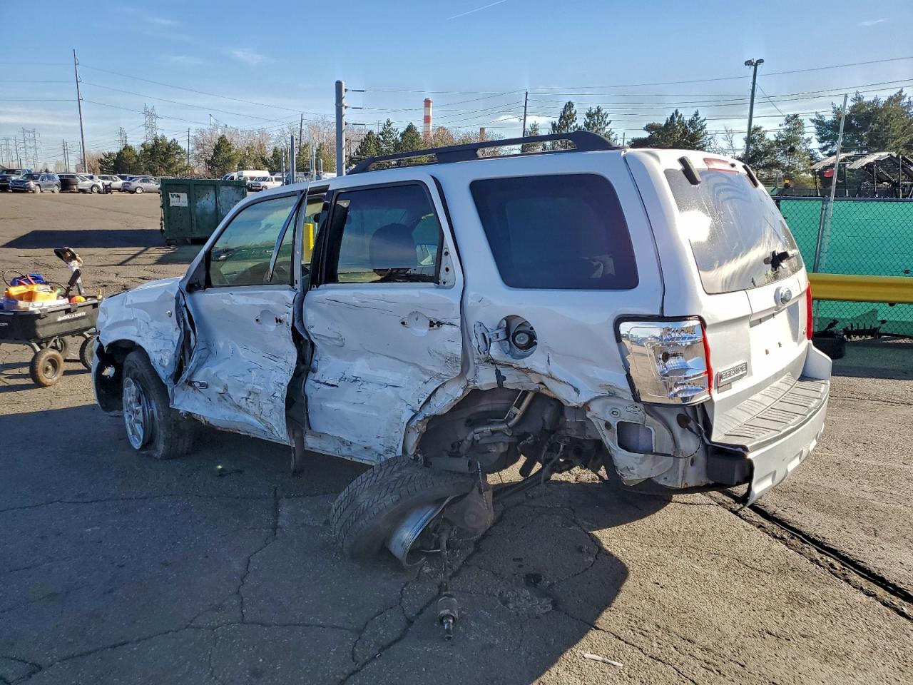 2008 FORD ESCAPE XLT photo 2