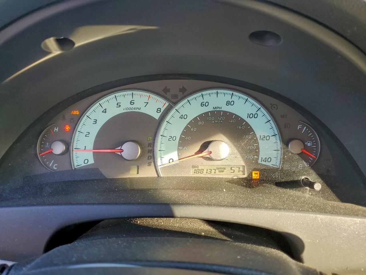 2011 TOYOTA CAMRY BASE photo 9