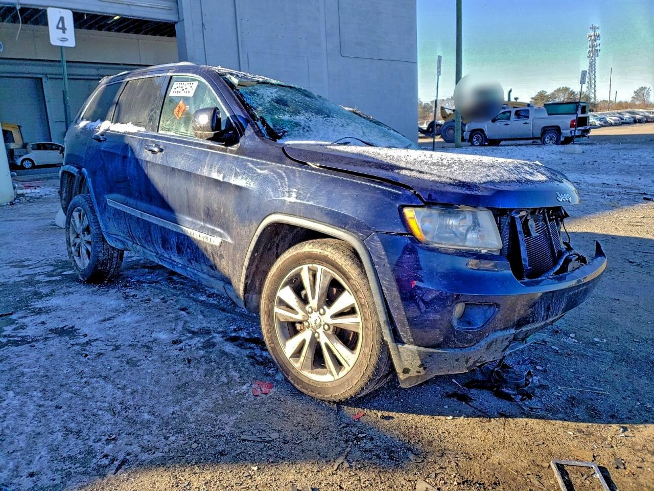 2012 JEEP GRAND CHEROKEE LAREDO photo 4