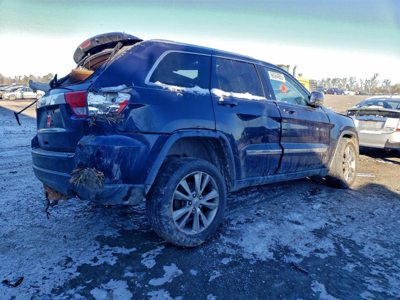 2012 JEEP GRAND CHEROKEE LAREDO photo 3