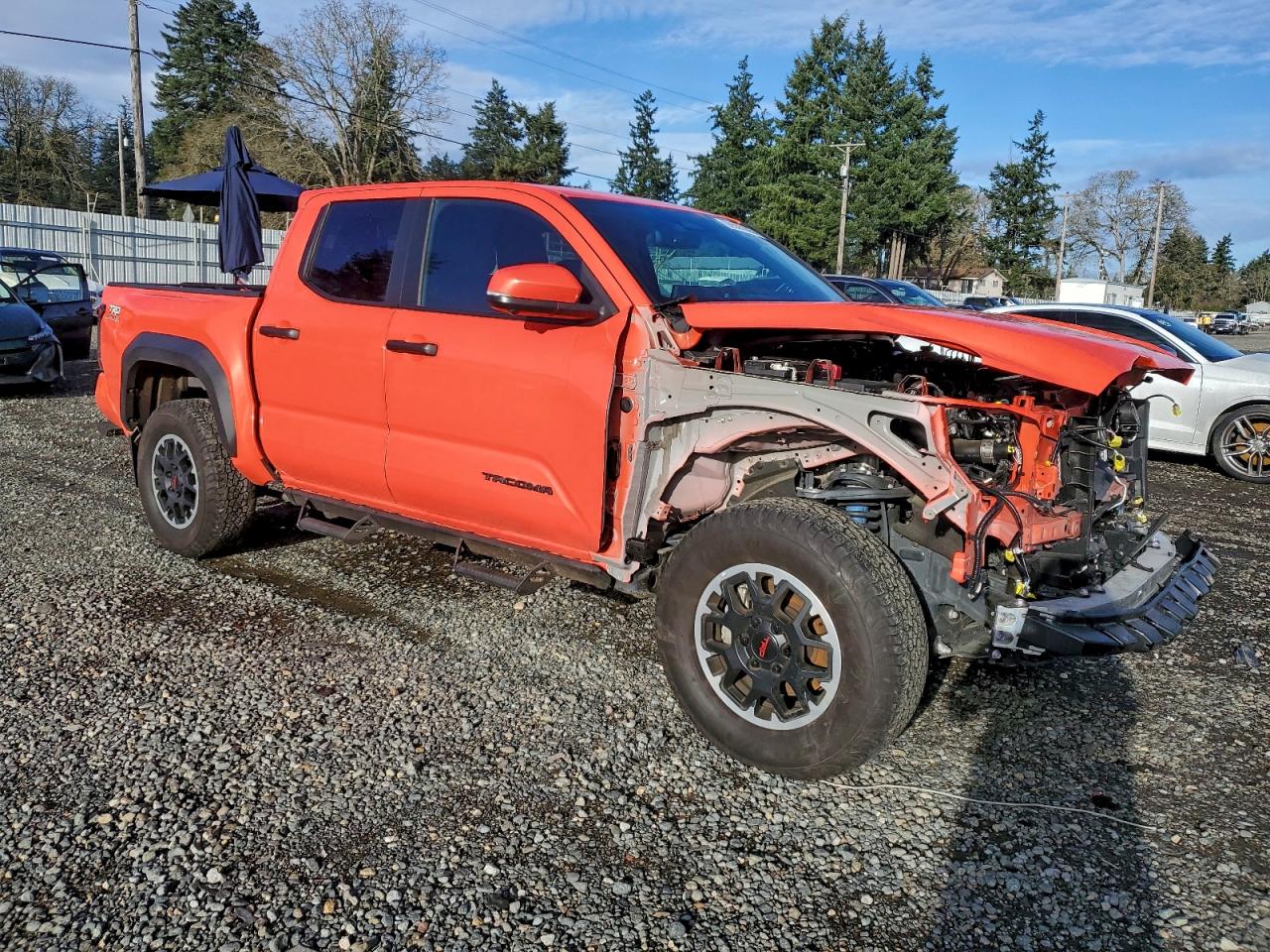 2024 TOYOTA TACOMA DOUBLE CAB photo 4