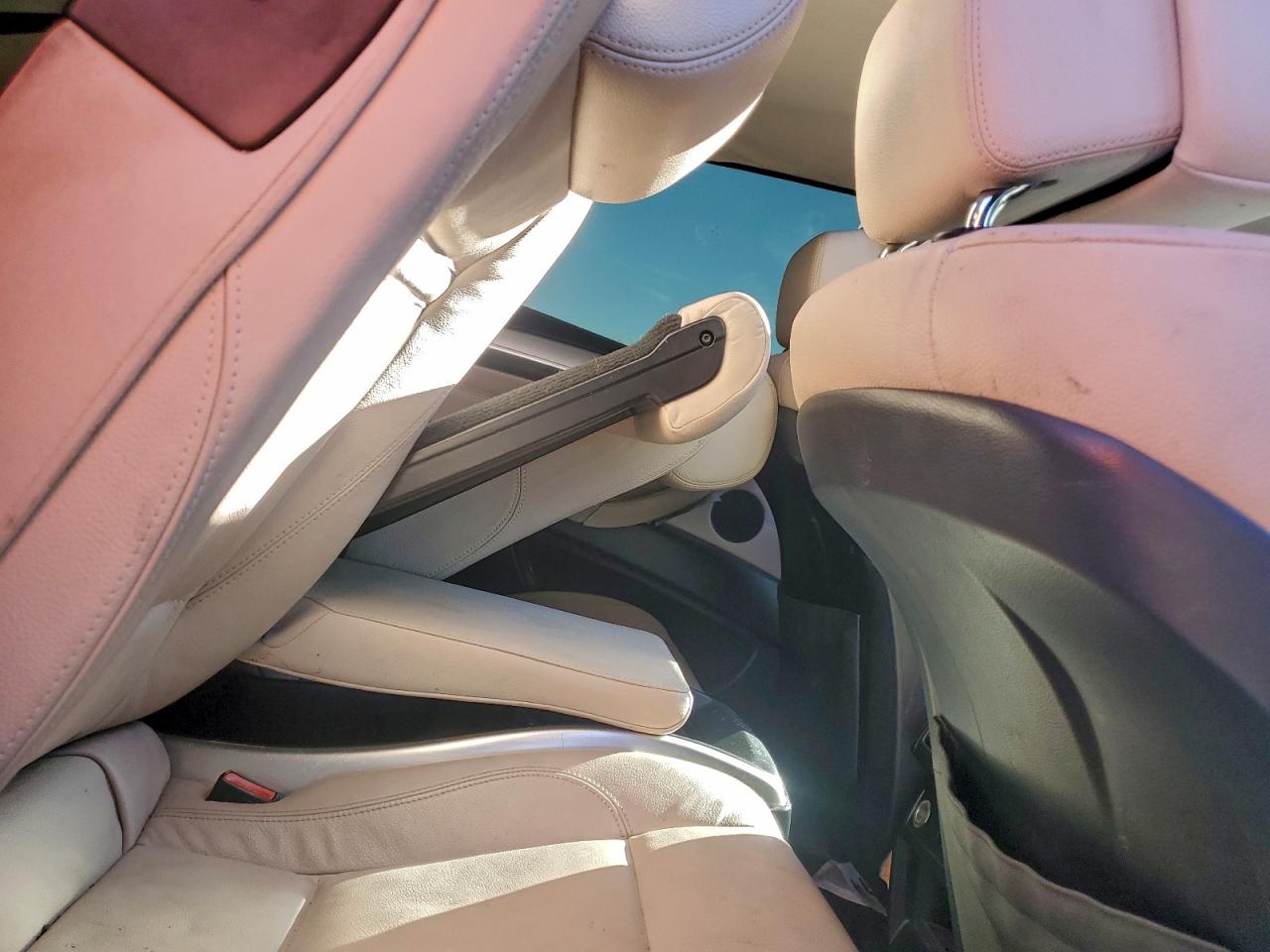 2011 BMW X6 XDRIVE35I photo 11