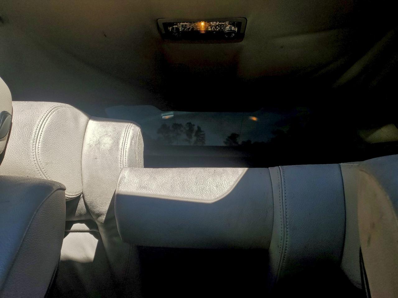 2011 BMW X6 XDRIVE35I photo 10