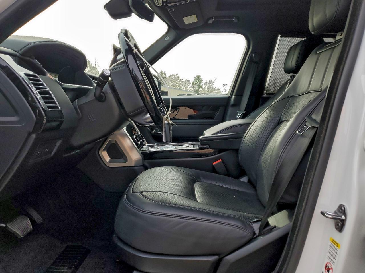 2020 LAND ROVER RANGE ROVER P525 HSE photo 7