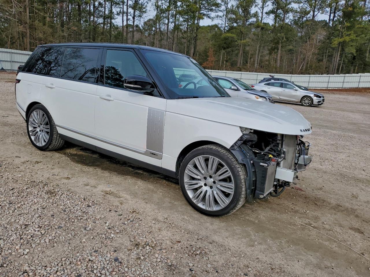 2020 LAND ROVER RANGE ROVER P525 HSE photo 4