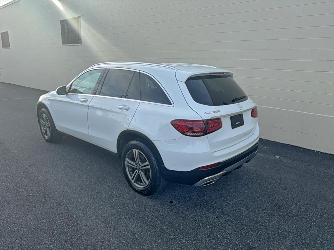 2021 MERCEDES-BENZ GLC 300 4MATIC photo 3