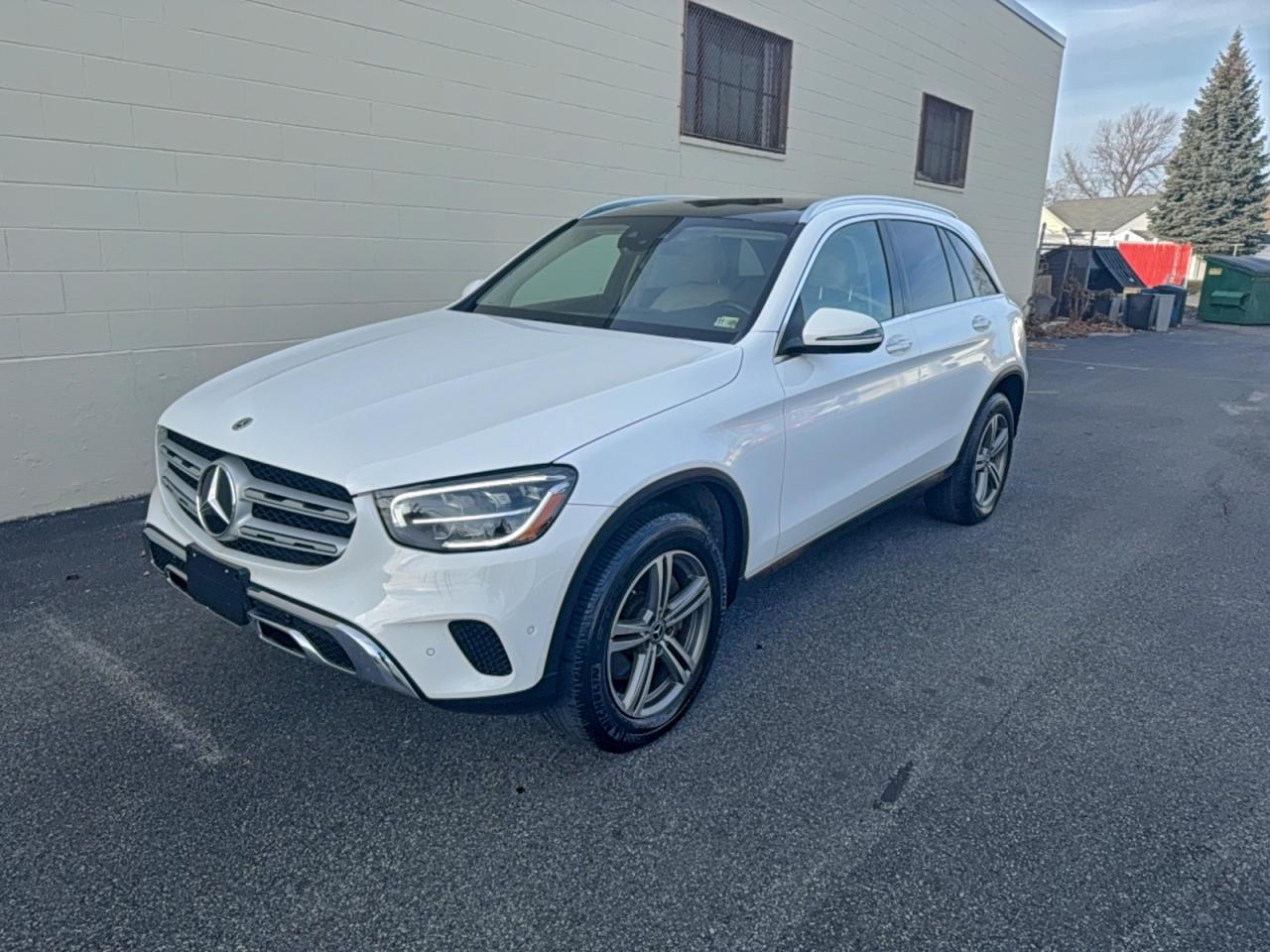 2021 MERCEDES-BENZ GLC 300 4MATIC photo 2