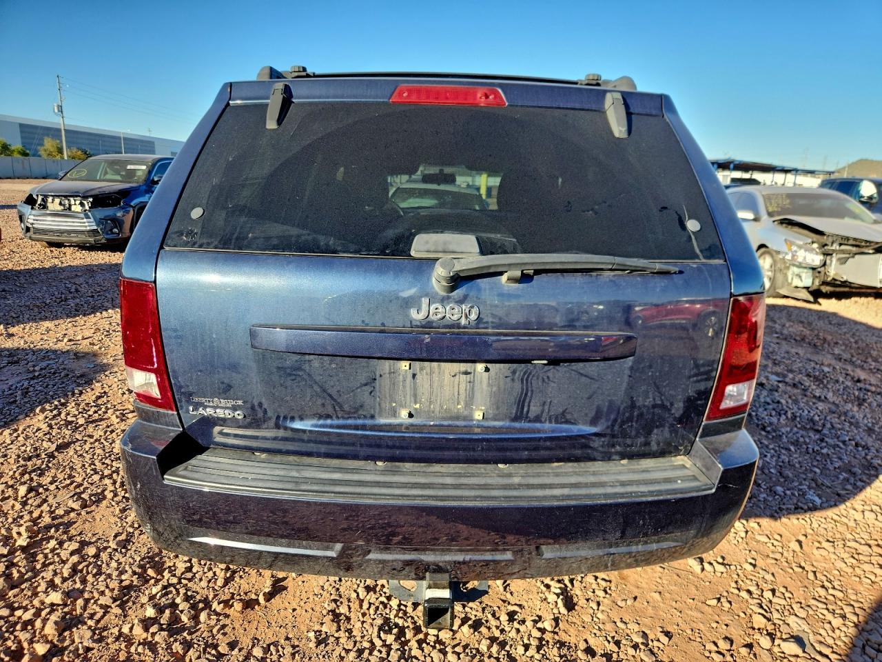 2010 JEEP GRAND CHEROKEE LAREDO photo 6