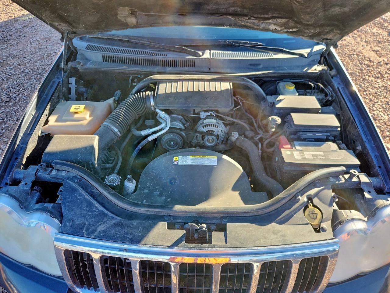 2010 JEEP GRAND CHEROKEE LAREDO photo 12