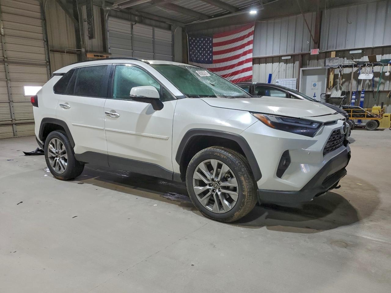 2022 TOYOTA RAV4 LIMITED photo 4