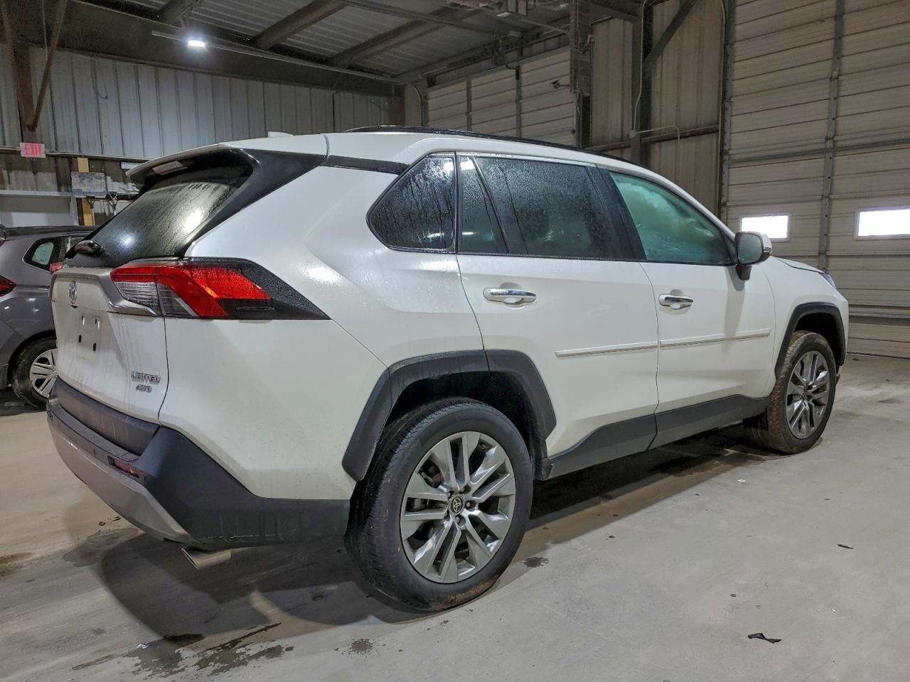 2022 TOYOTA RAV4 LIMITED photo 3