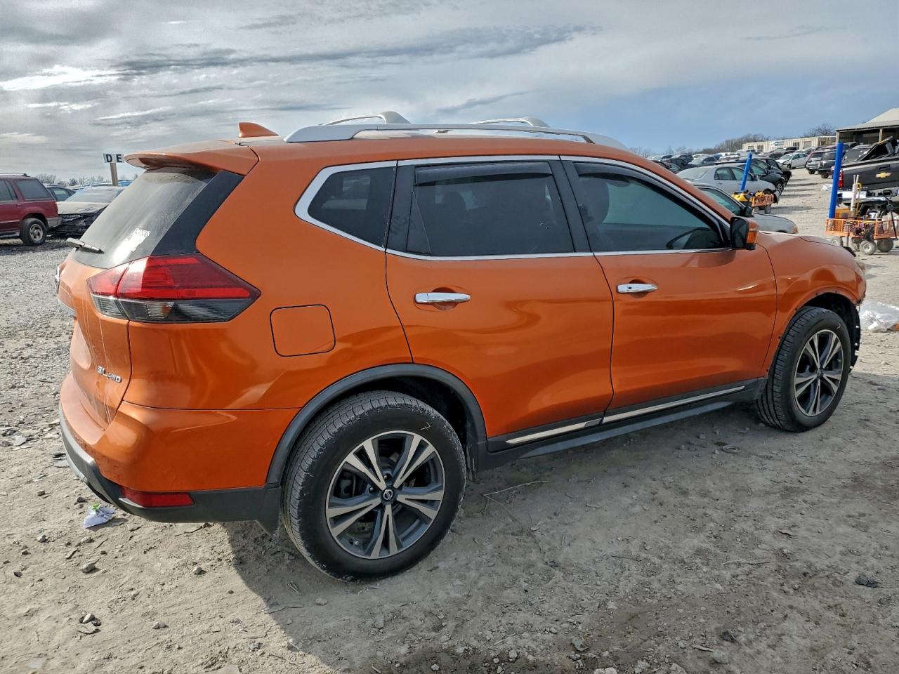 2017 NISSAN ROGUE S photo 3