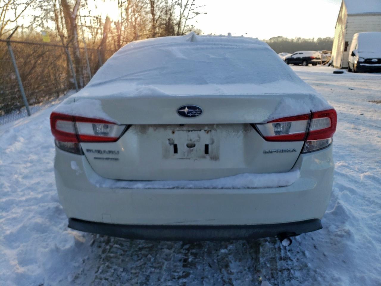 2017 SUBARU IMPREZA PREMIUM photo 6
