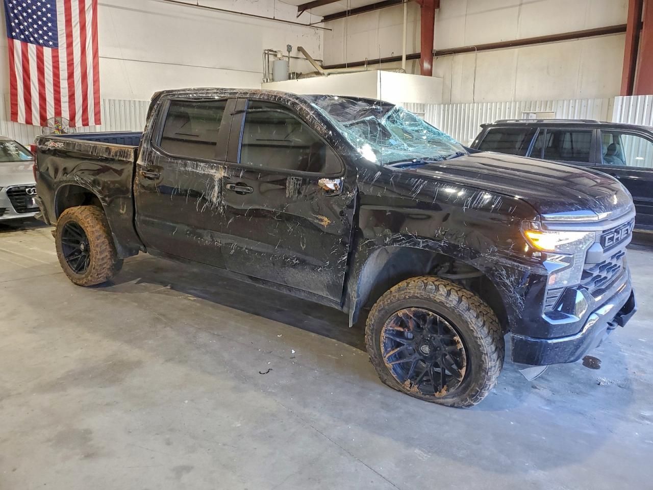 2023 CHEVROLET SILVERADO K1500 CUSTOM photo 4