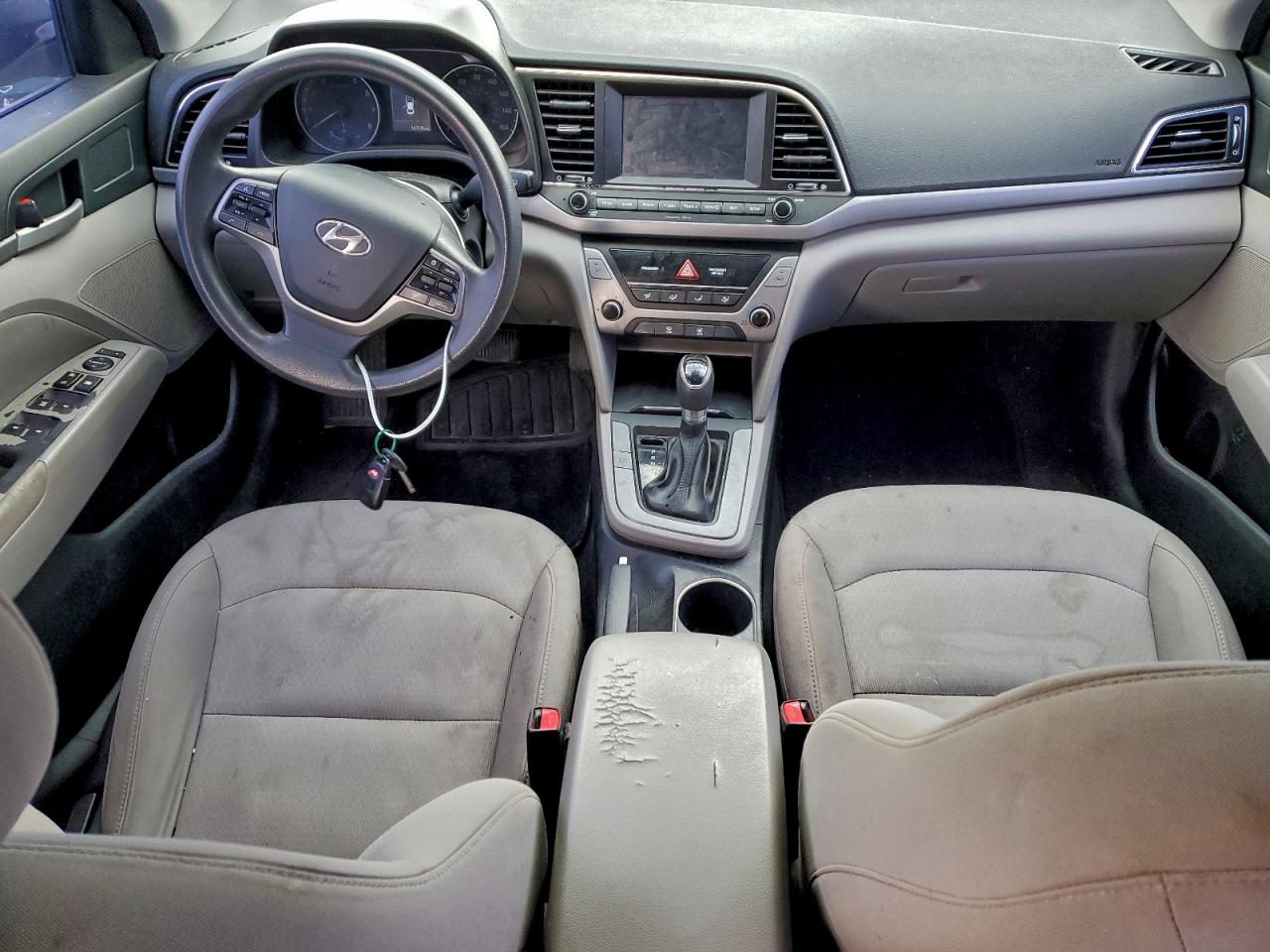 2018 HYUNDAI ELANTRA SEL photo 8