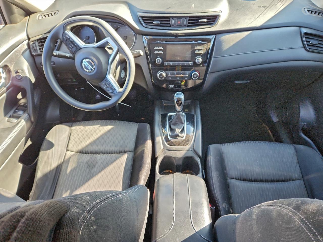 2017 NISSAN ROGUE S photo 15