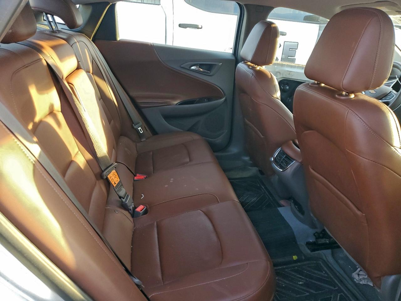 2017 CHEVROLET MALIBU PREMIER photo 10