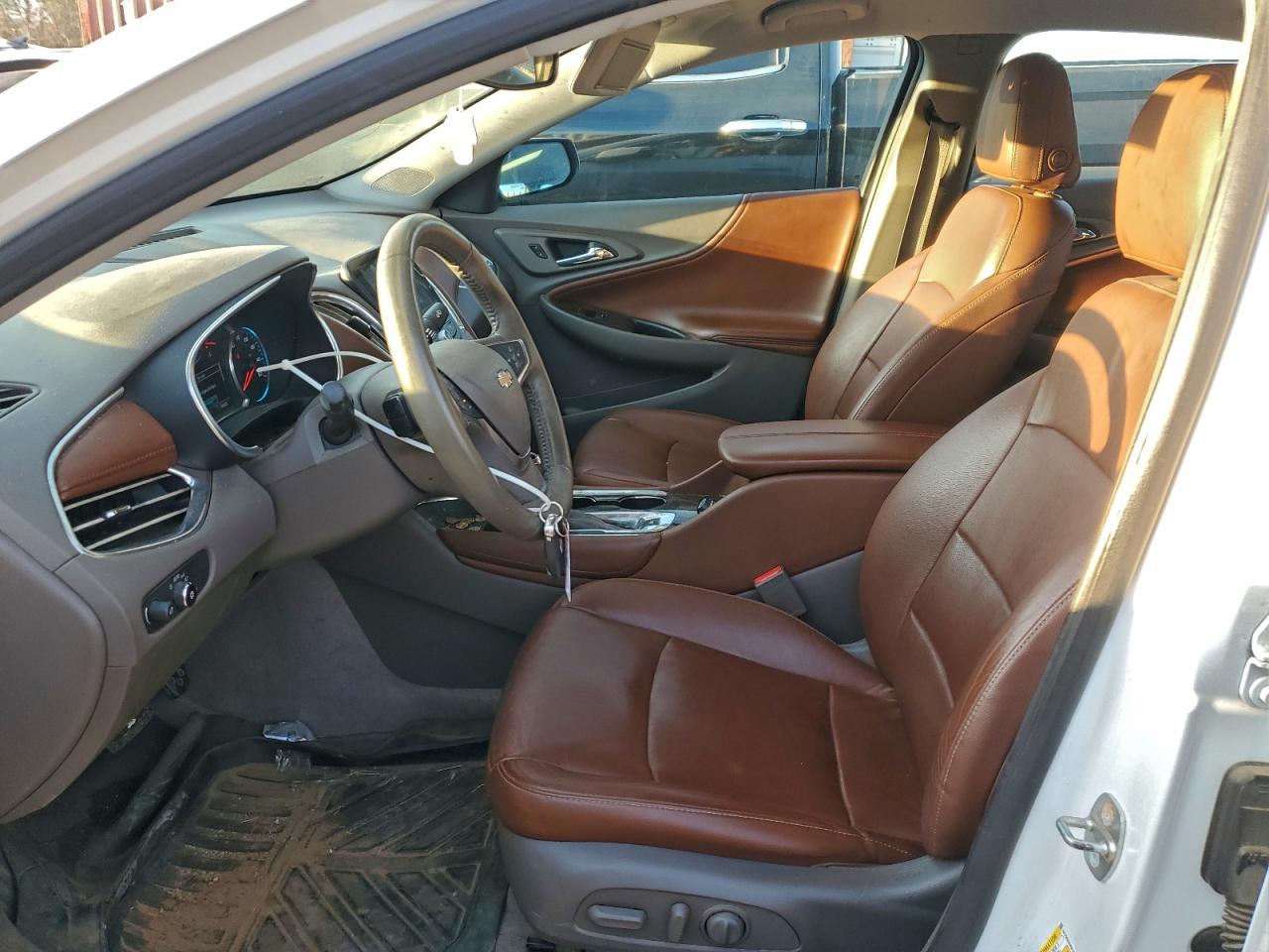 2017 CHEVROLET MALIBU PREMIER photo 7