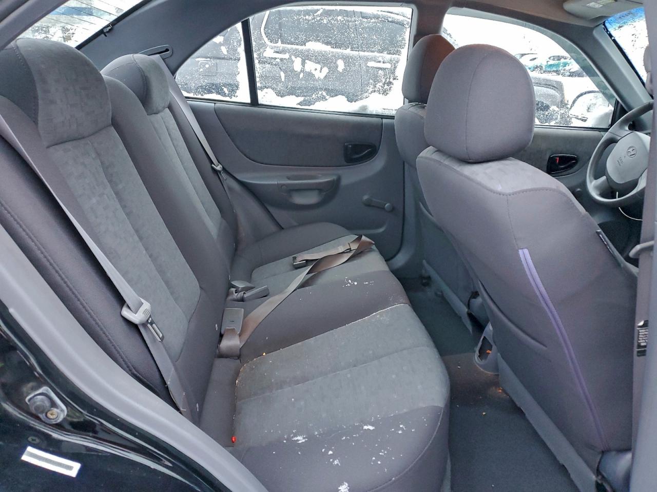 2005 HYUNDAI ACCENT GL photo 10