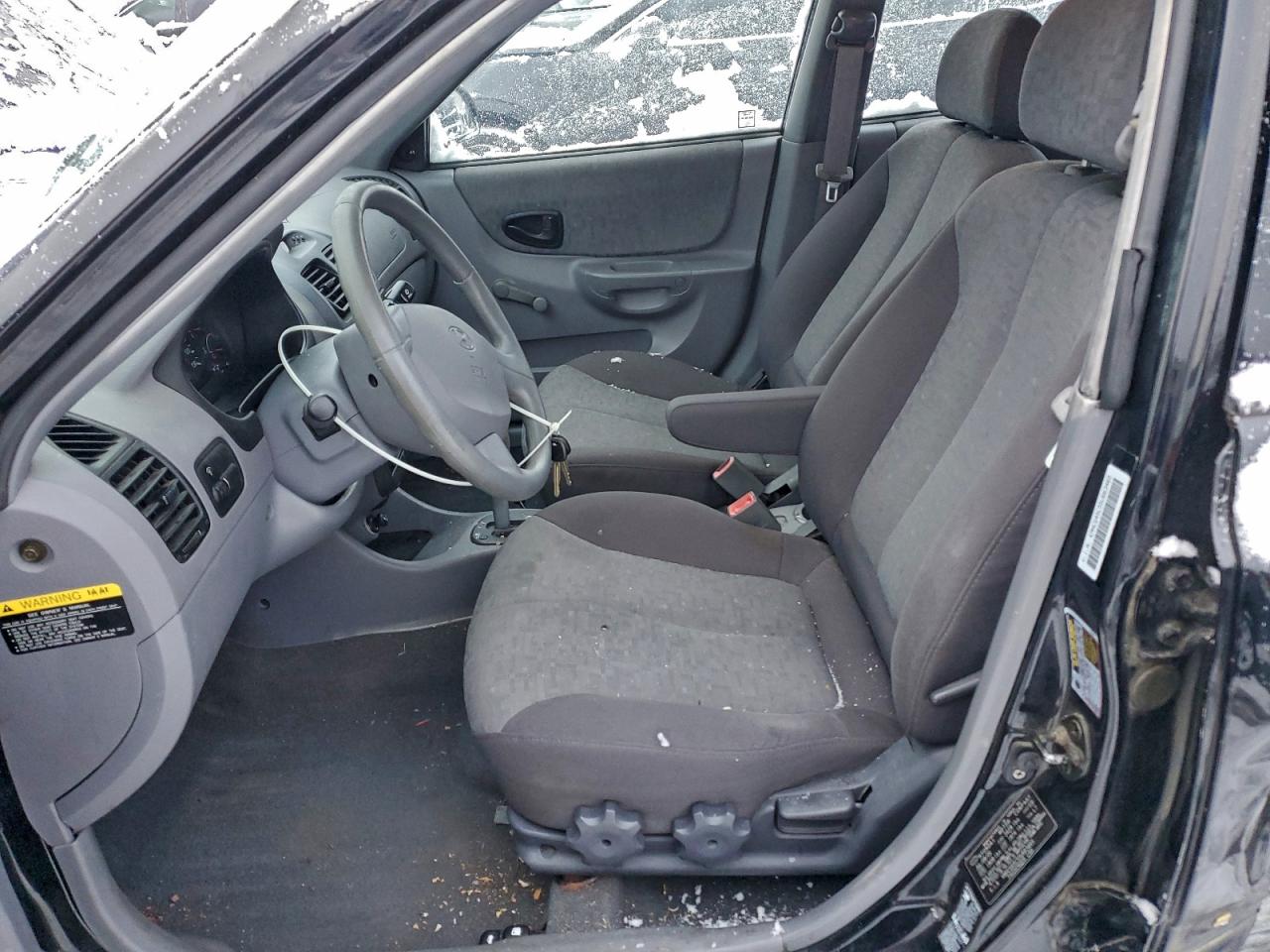 2005 HYUNDAI ACCENT GL photo 7