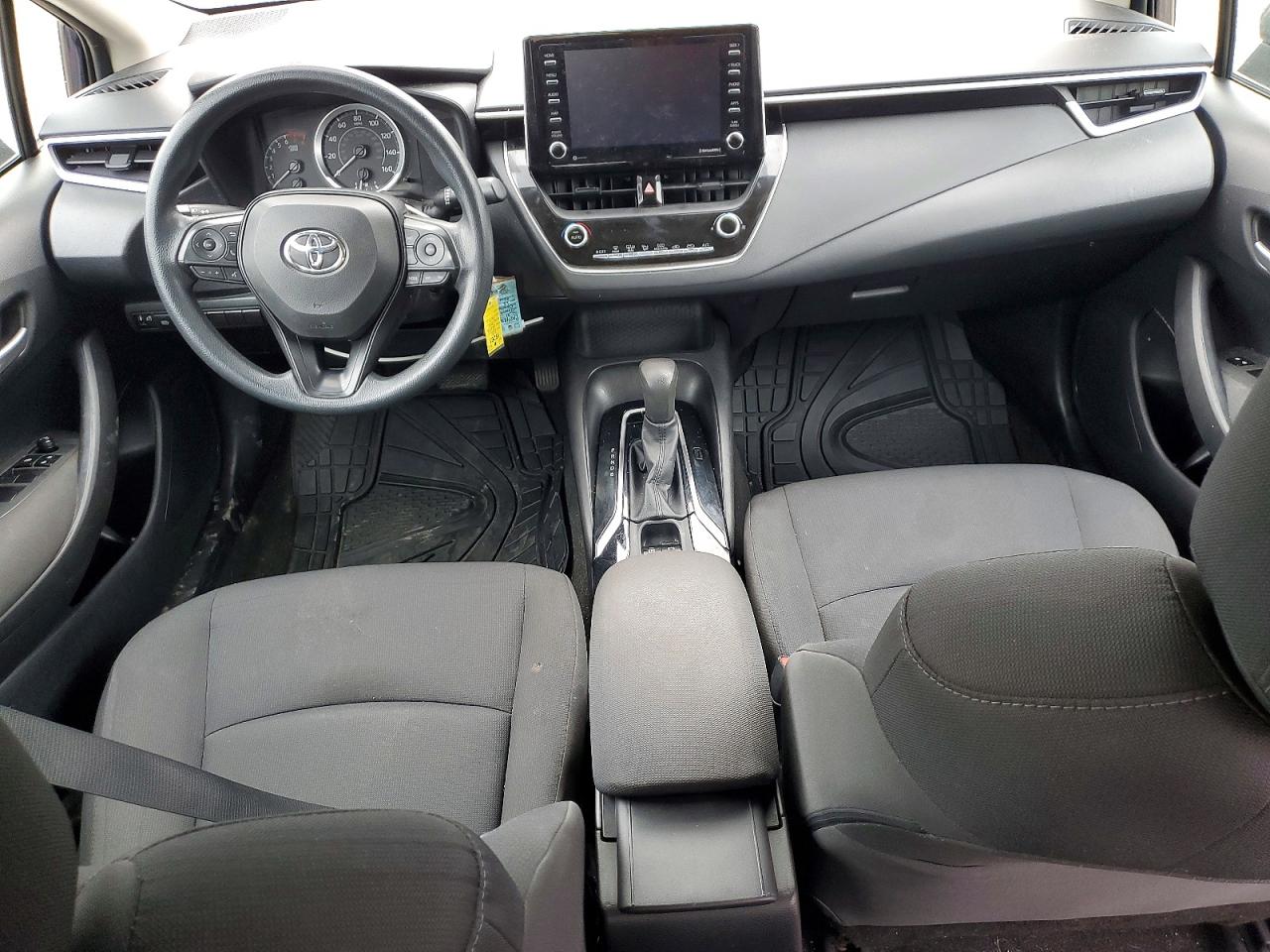 2021 TOYOTA COROLLA LE photo 8