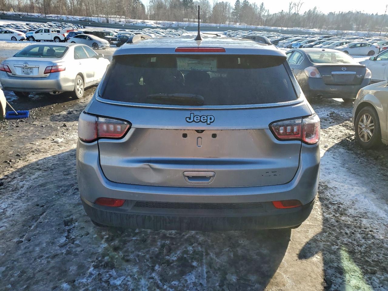 2019 JEEP COMPASS LATITUDE photo 6