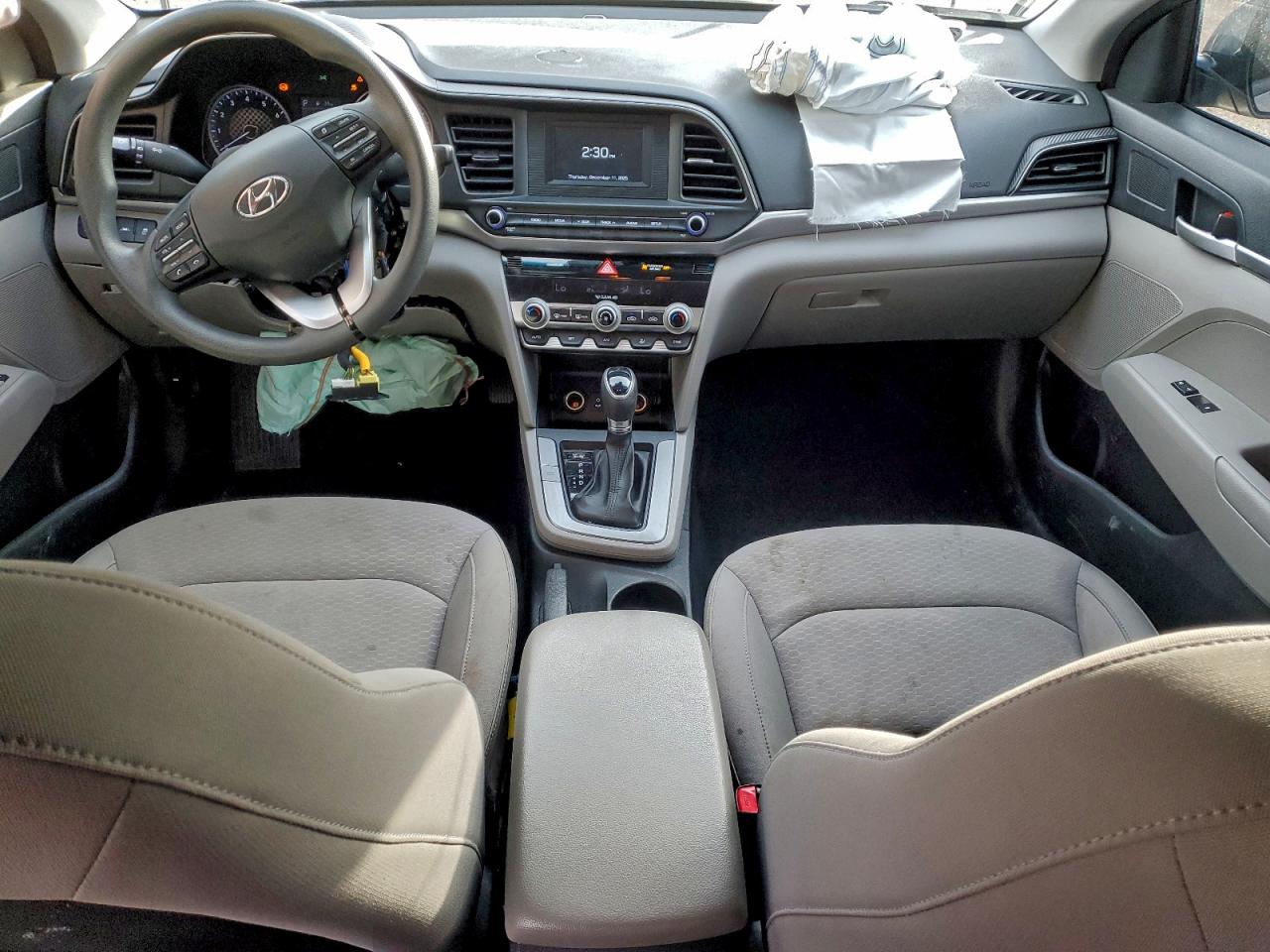 2020 HYUNDAI ELANTRA SE photo 8