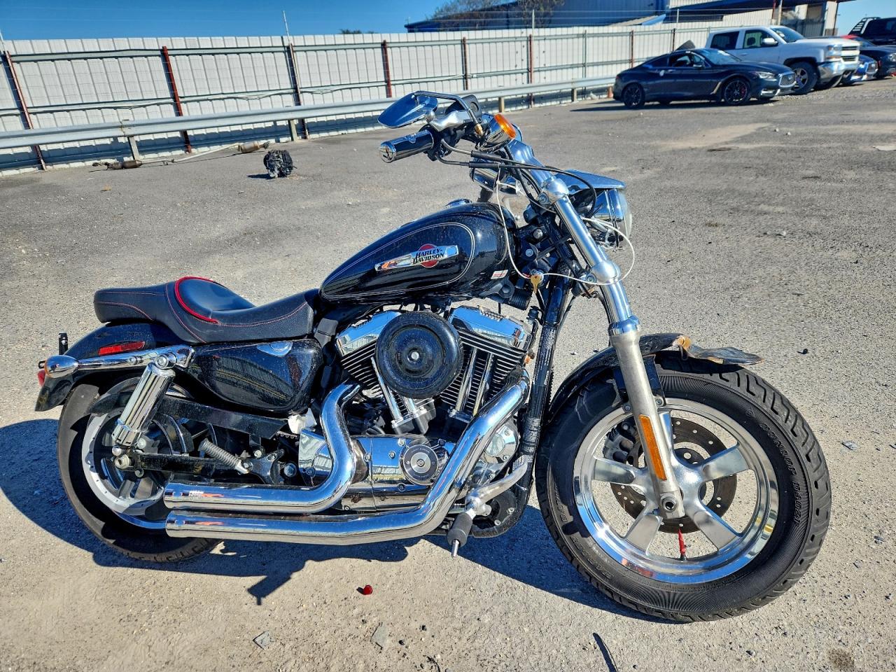 2013 HARLEY-DAVIDSON XL1200