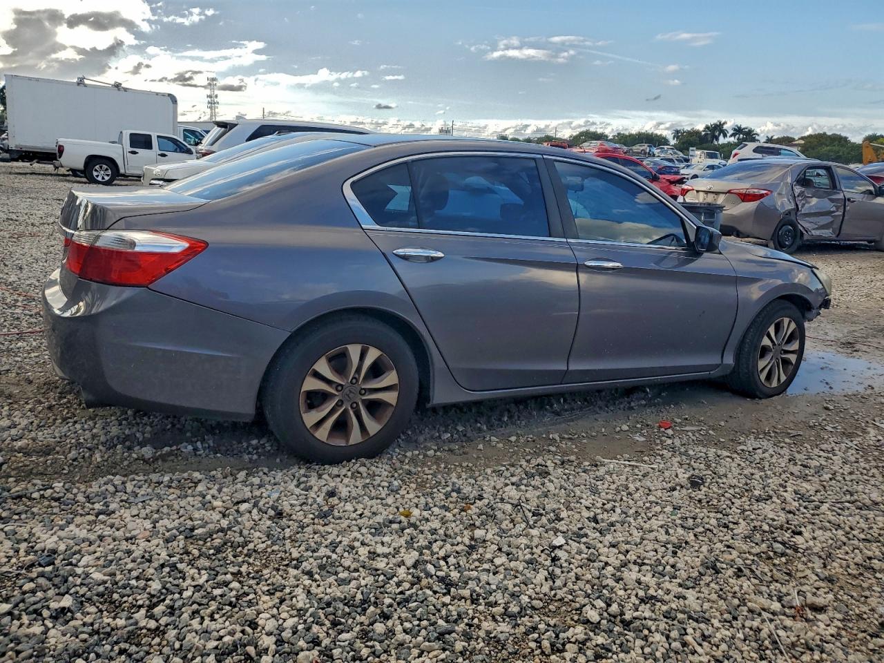 2014 HONDA ACCORD LX photo 3
