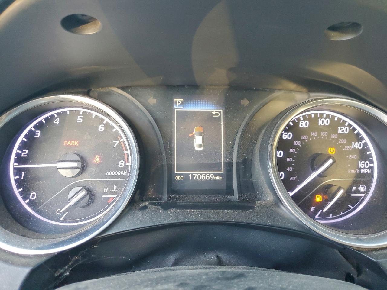 2018 TOYOTA CAMRY L photo 9