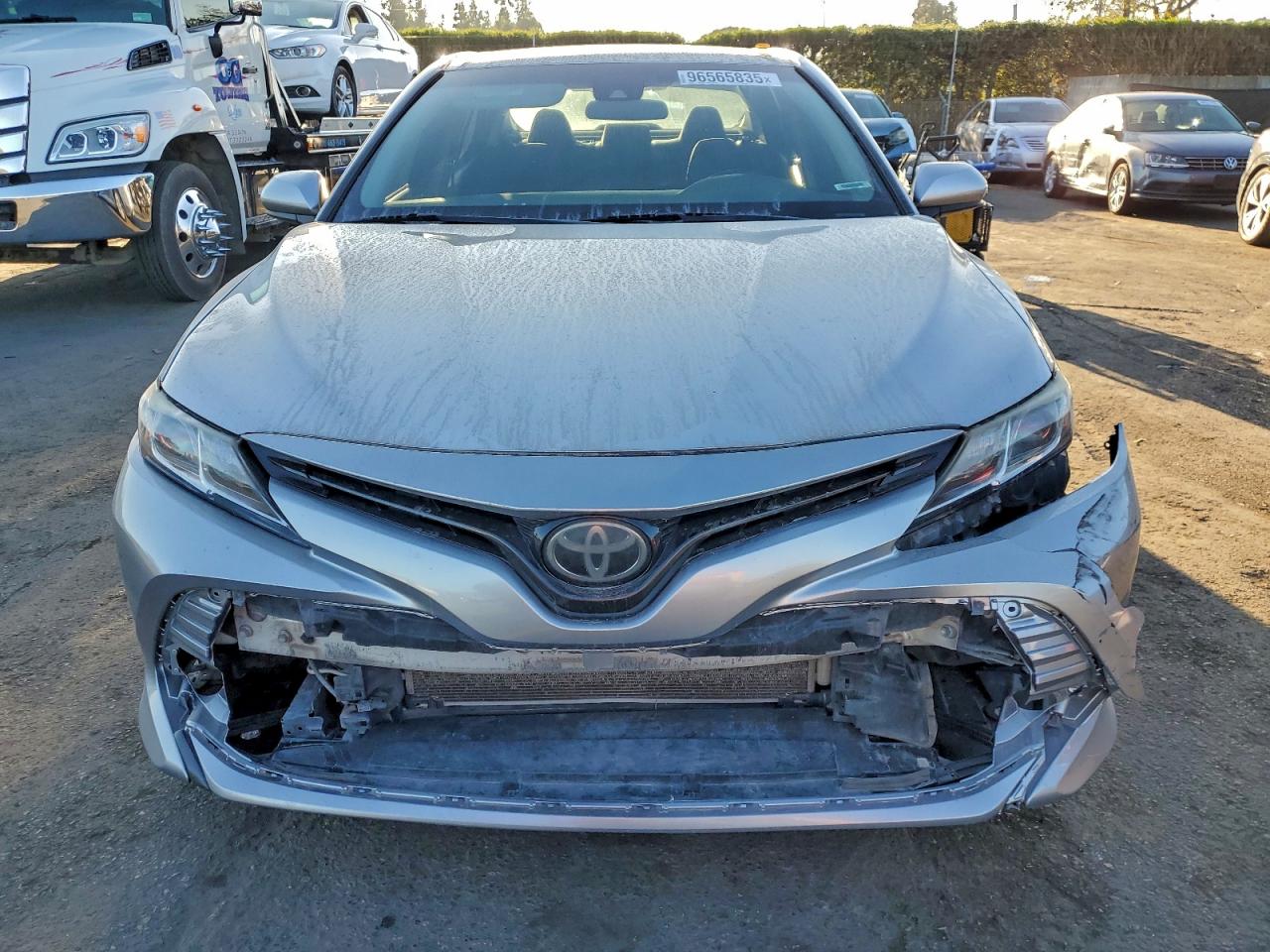 2018 TOYOTA CAMRY L photo 5