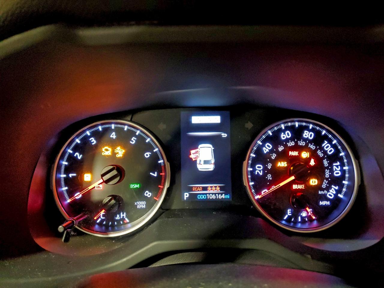 2019 TOYOTA RAV4 XLE photo 9