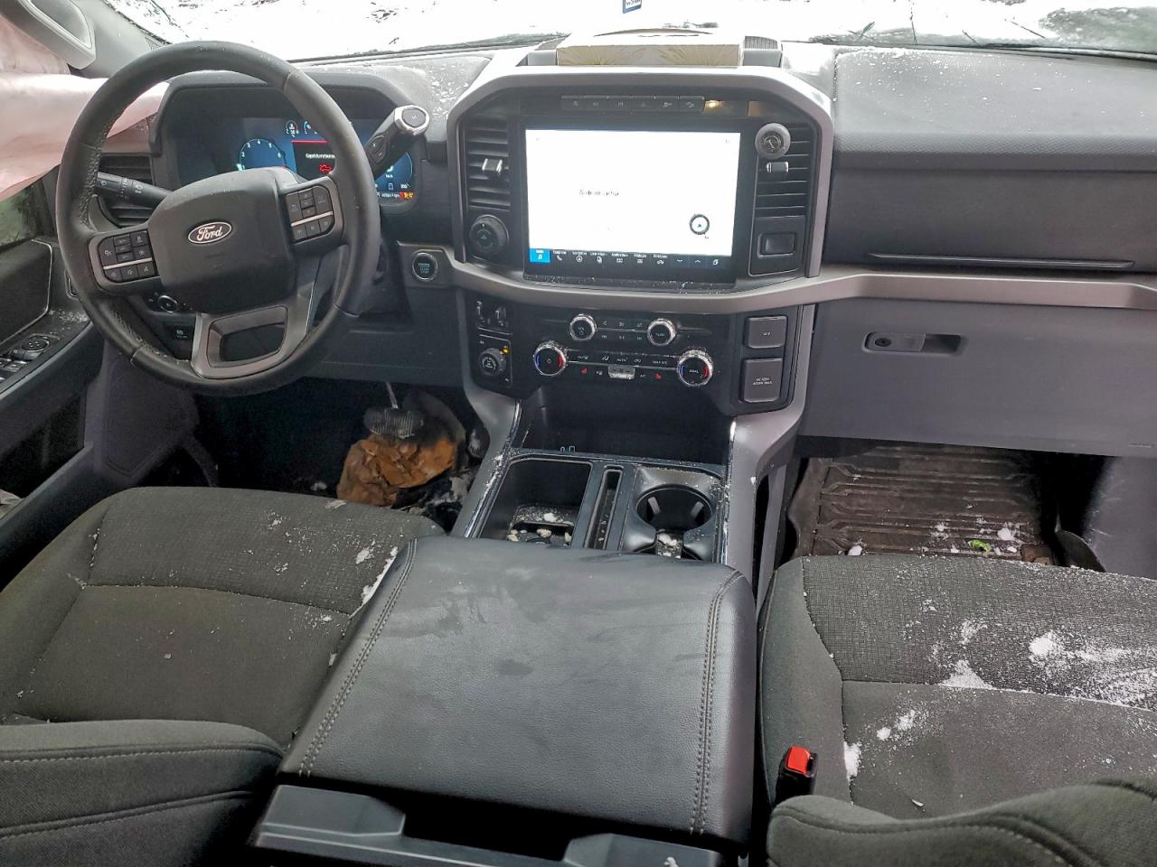 2024 FORD F150 XLT photo 8