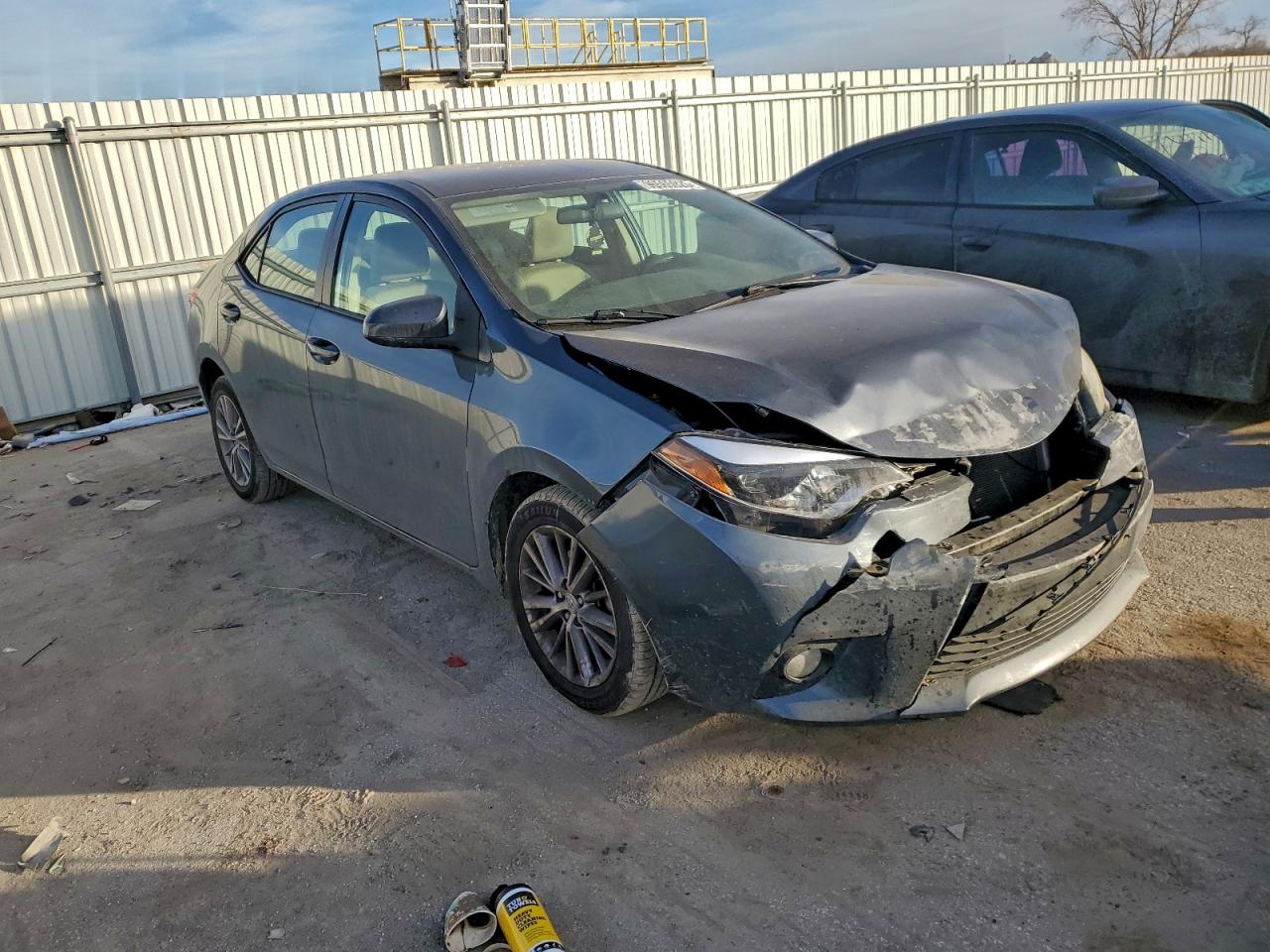 2014 TOYOTA COROLLA photo 4