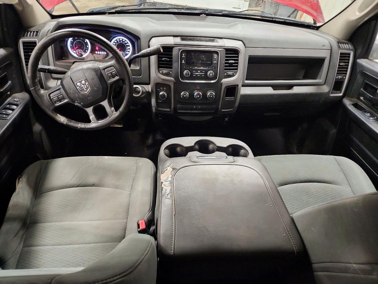 2014 RAM 1500 ST photo 8