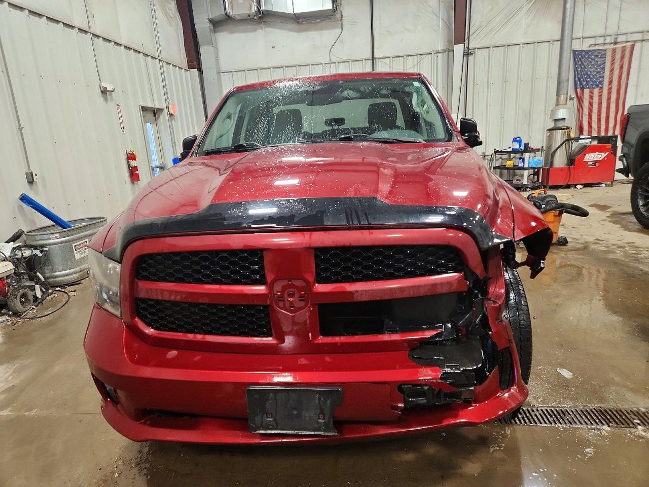 2014 RAM 1500 ST photo 5