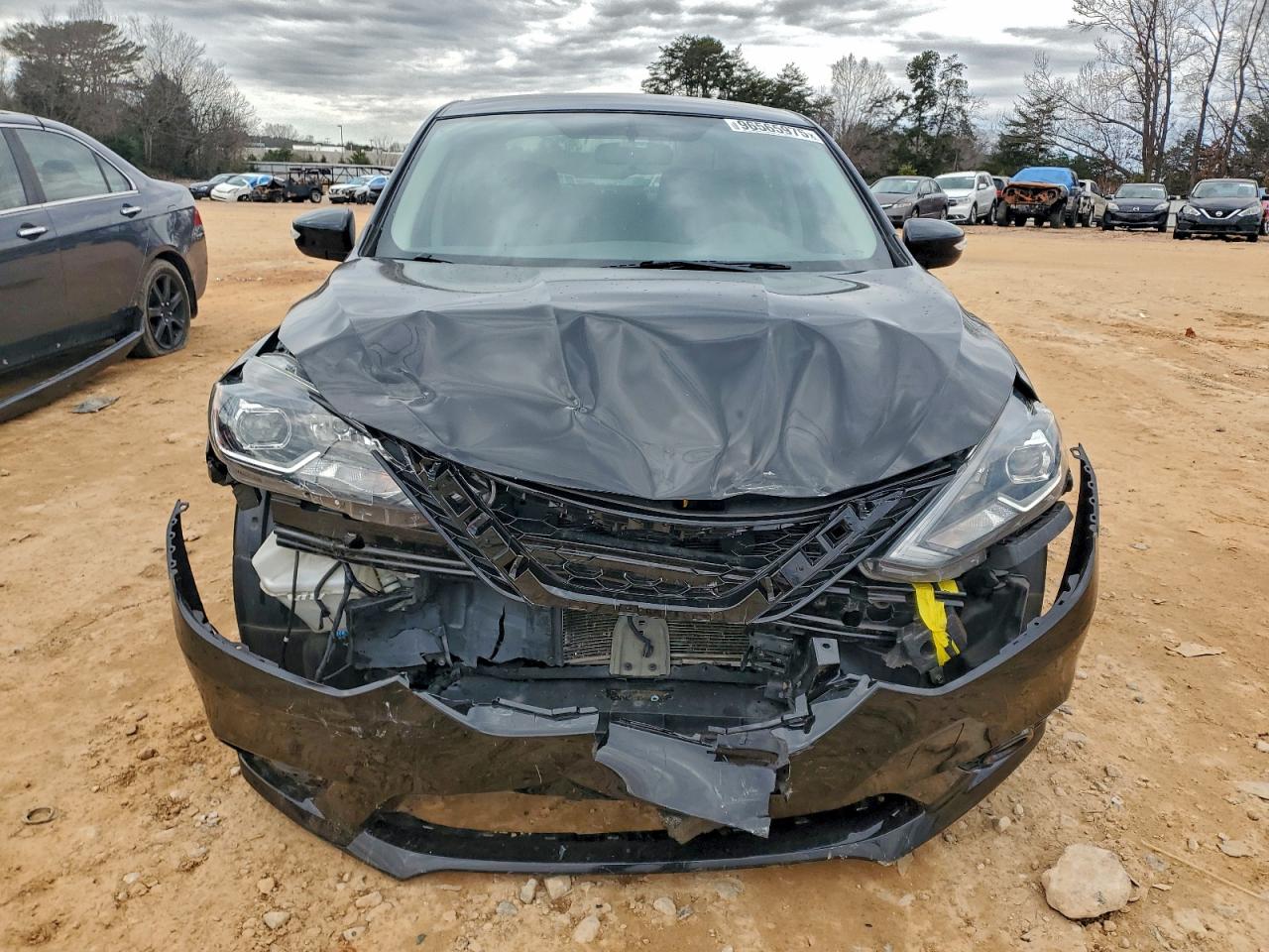 2018 NISSAN SENTRA S photo 5