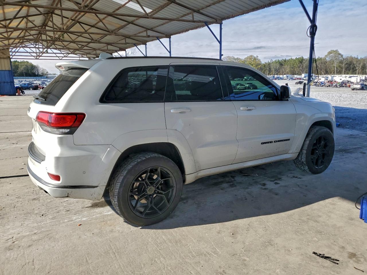 2019 JEEP GRAND CHEROKEE OVERLAND photo 3