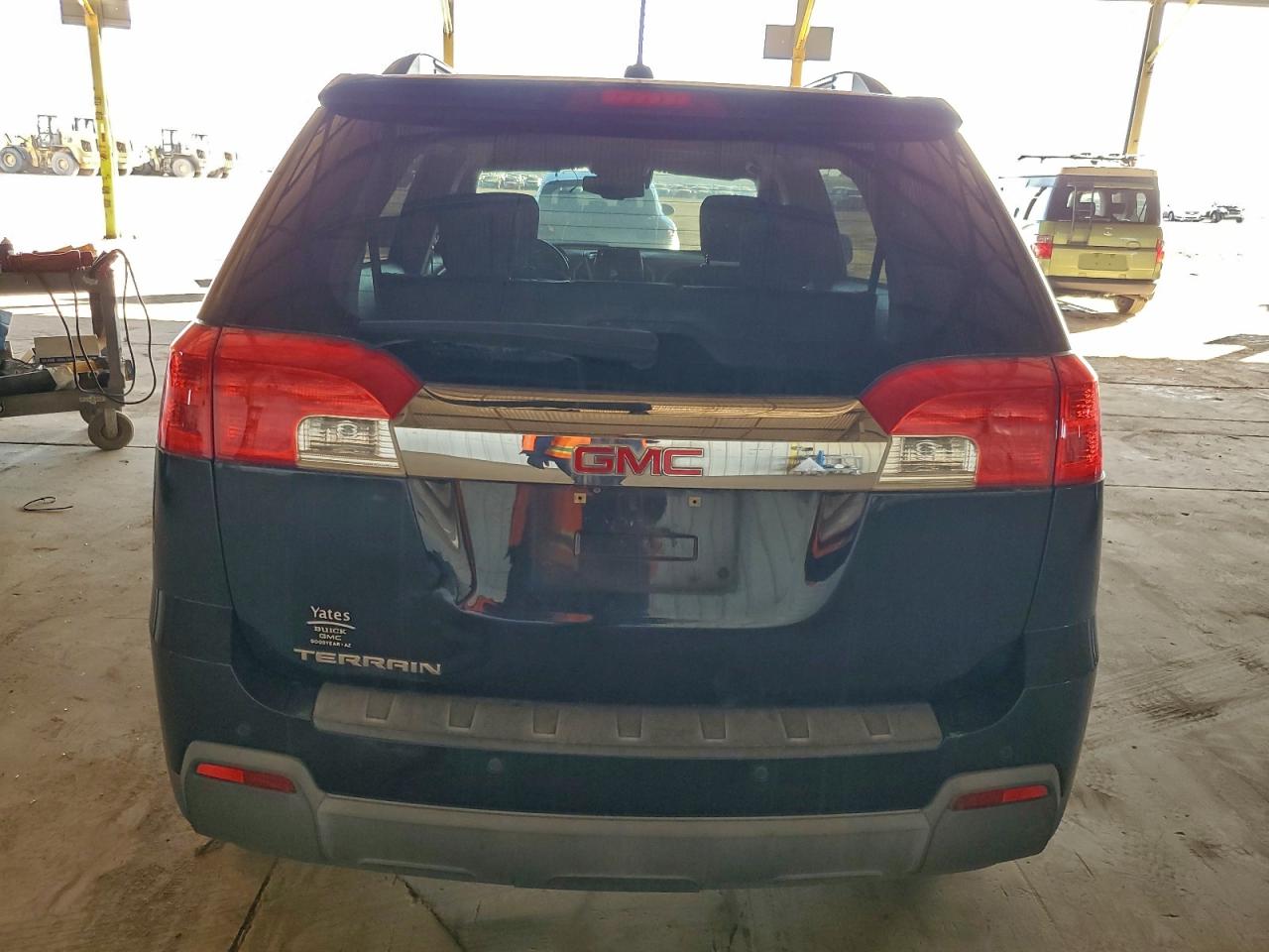2015 GMC TERRAIN SLE photo 6