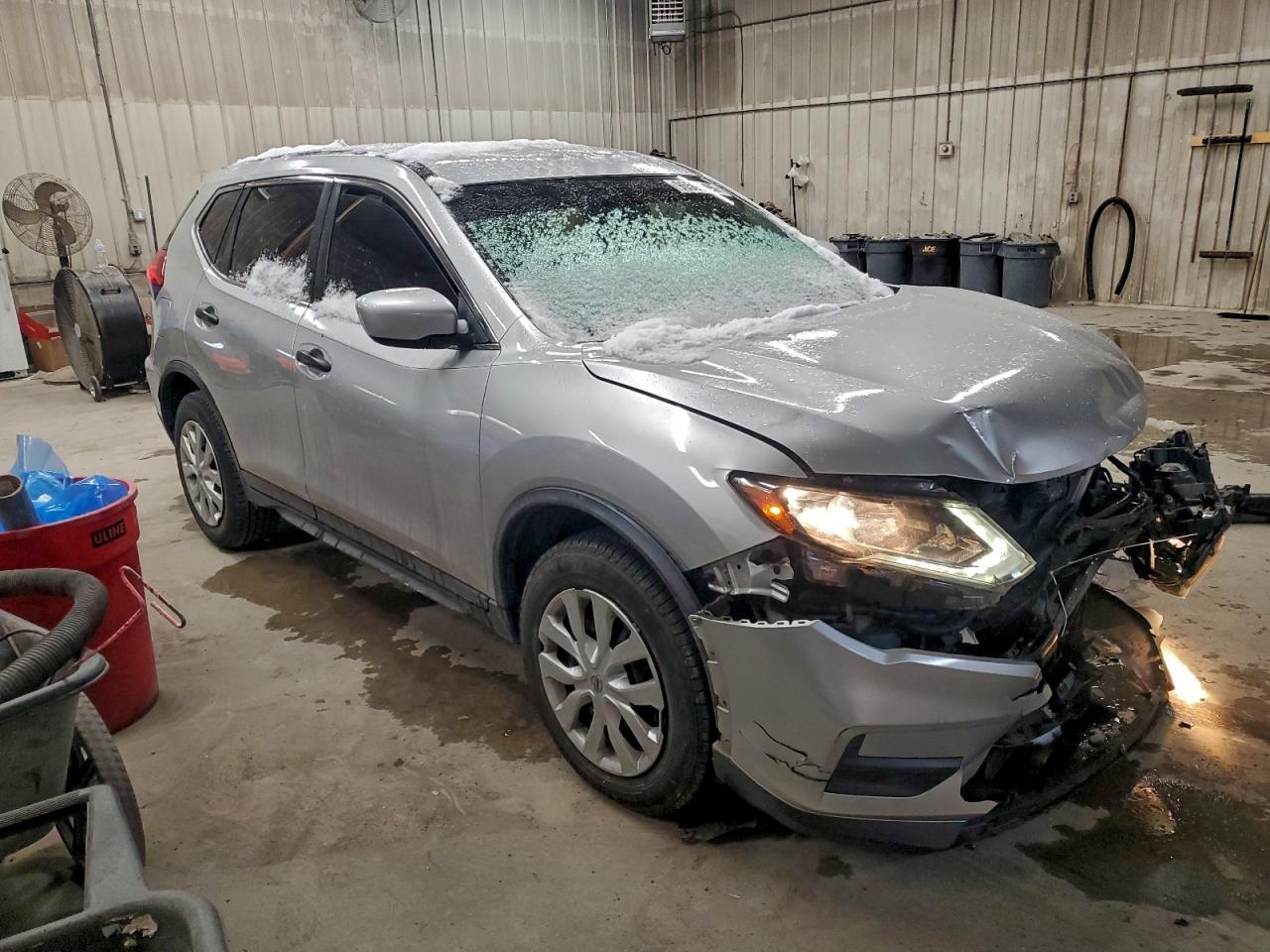 2017 NISSAN ROGUE S photo 4