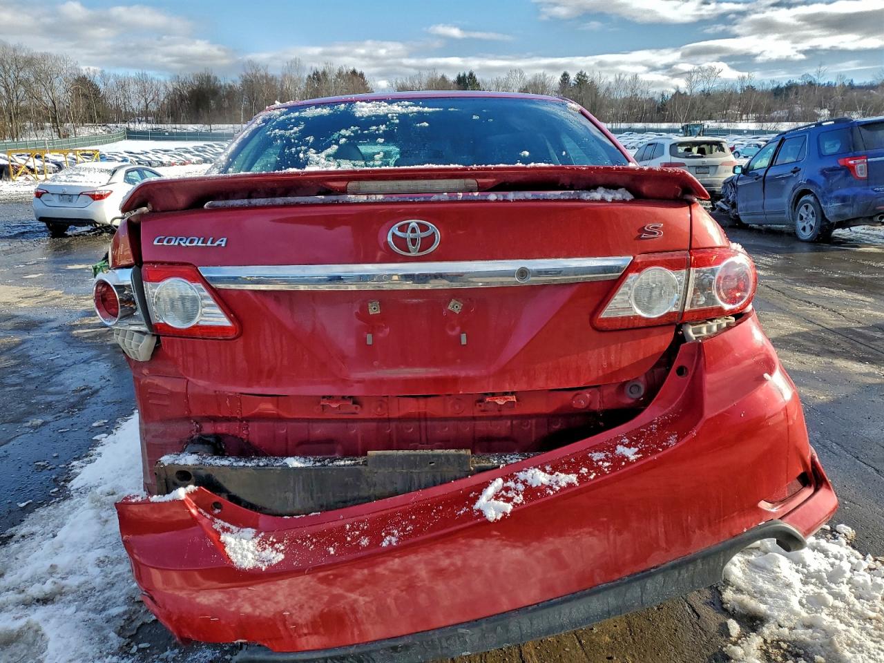 2013 TOYOTA COROLLA BASE photo 6