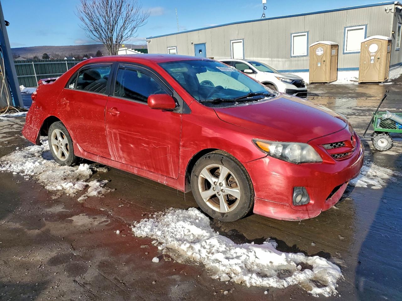 2013 TOYOTA COROLLA BASE photo 4