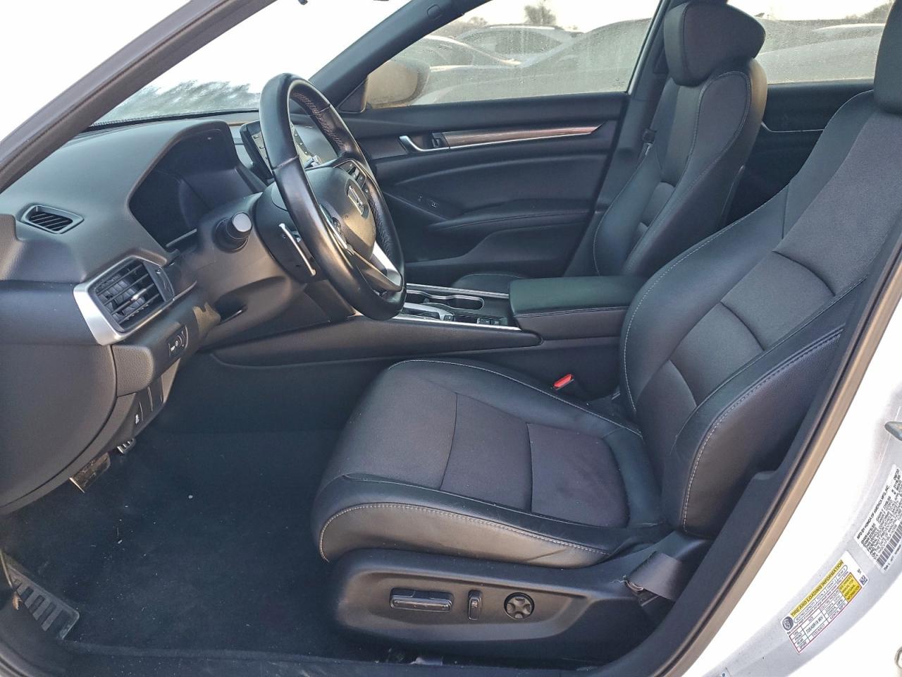 2020 HONDA ACCORD SPORT photo 7