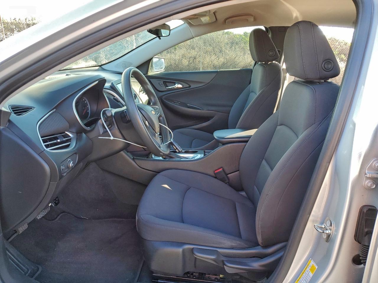 2018 CHEVROLET MALIBU LS photo 7