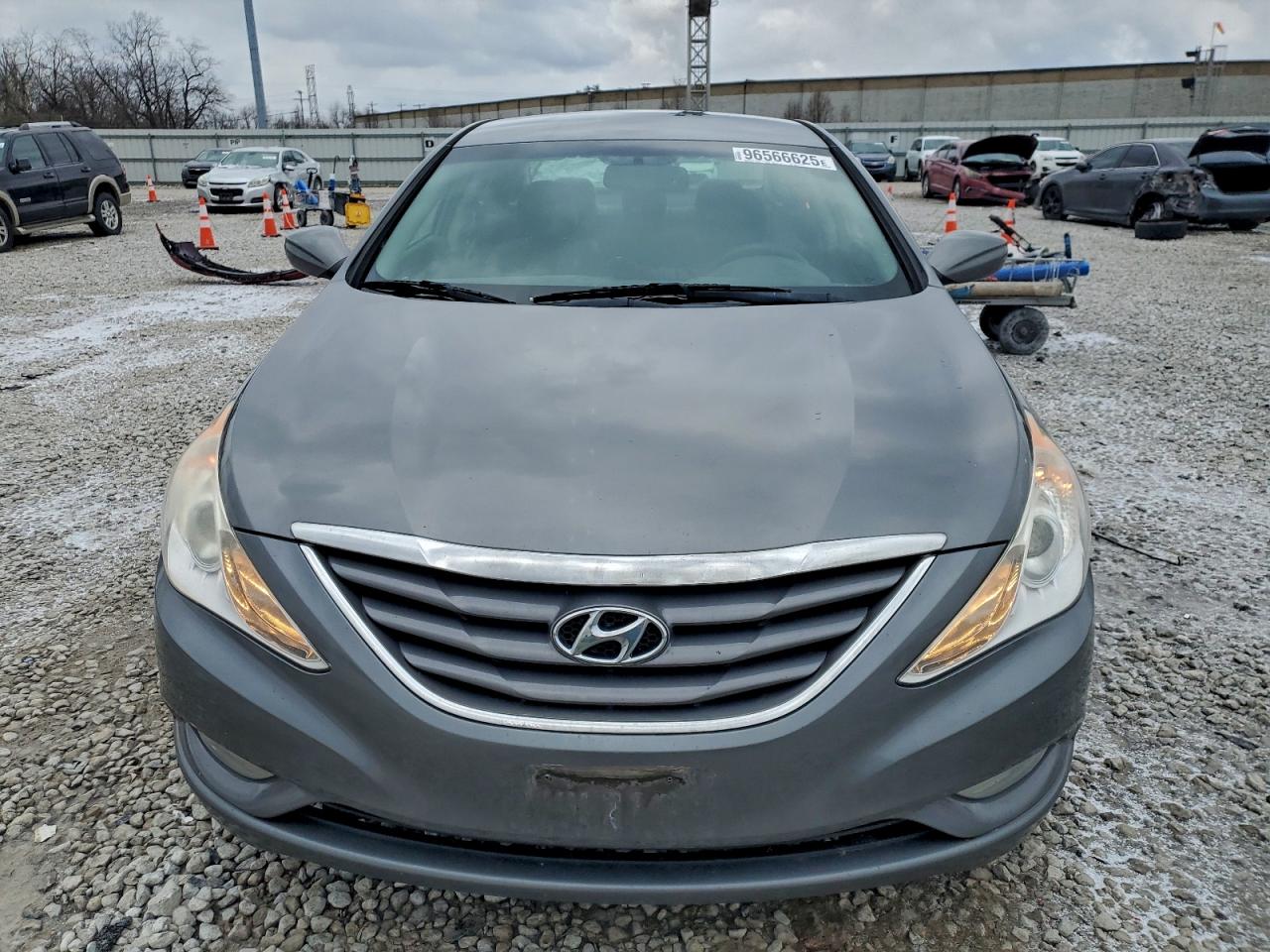2013 HYUNDAI SONATA GLS photo 5