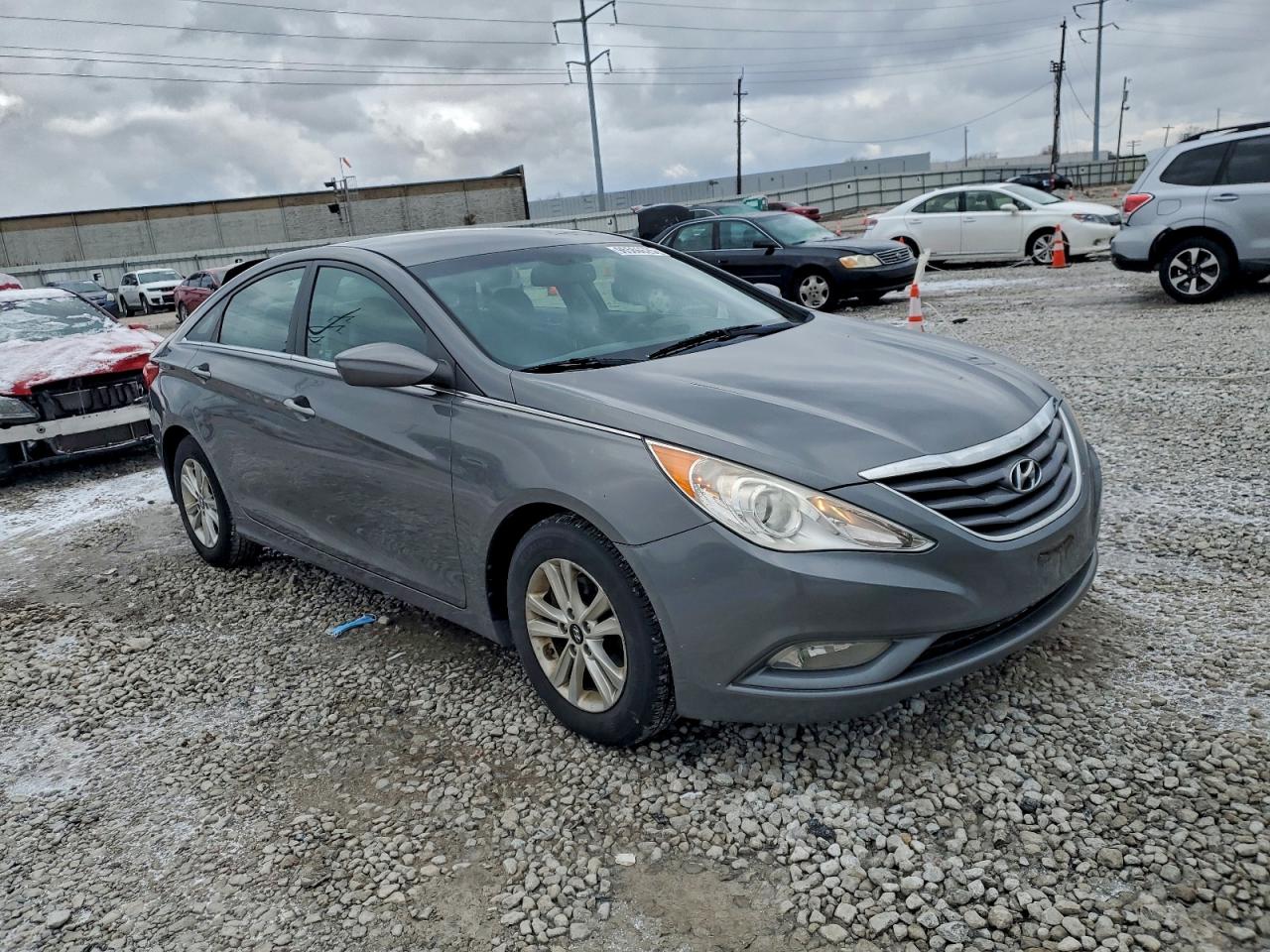 2013 HYUNDAI SONATA GLS photo 4