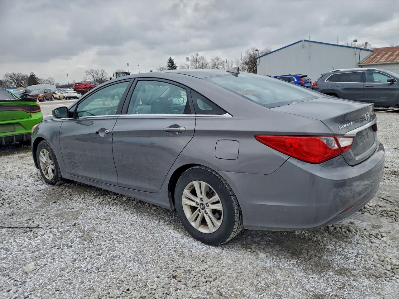 2013 HYUNDAI SONATA GLS photo 2