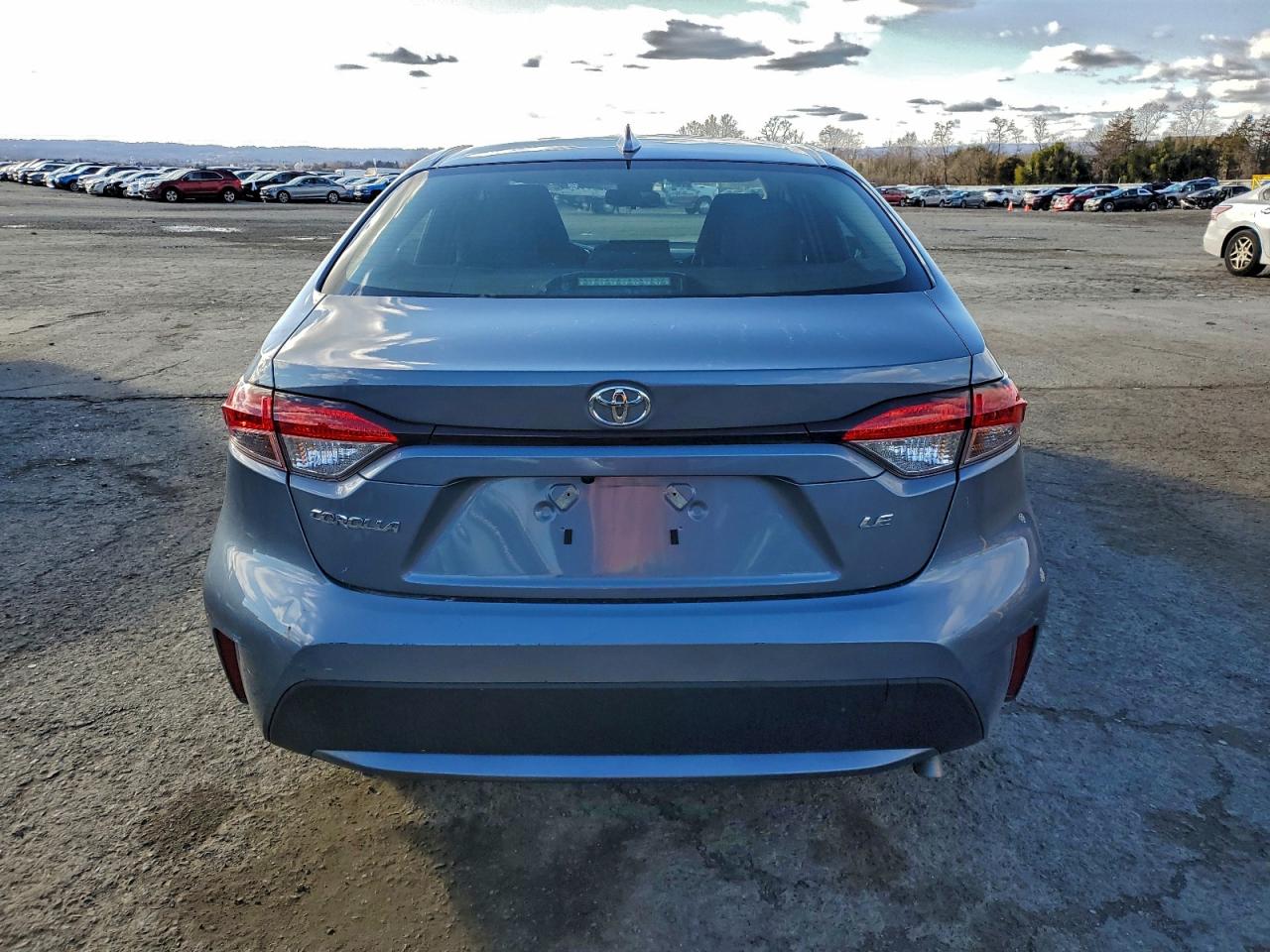 2022 TOYOTA COROLLA LE photo 6