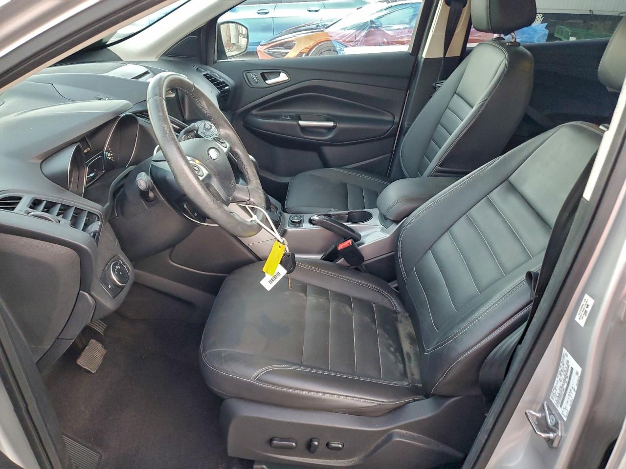 2016 FORD ESCAPE SE photo 7